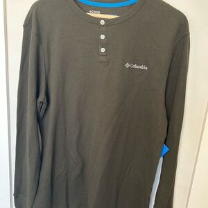 Columbia Men's Dark Green Long Sleeve Henley